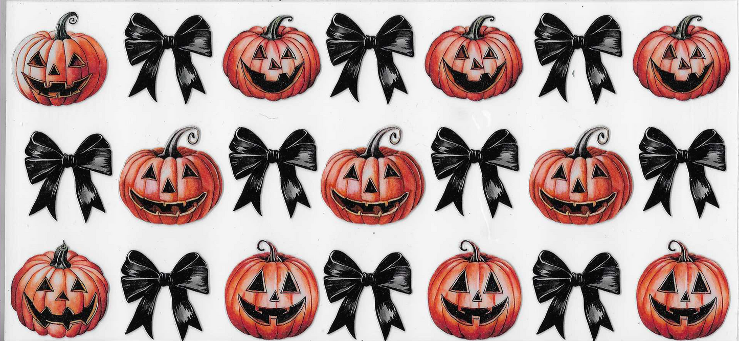 Black Bow & Pumpkins